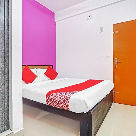 Hotel Thaza Rooms Nedumbassery Eksteriør bilde